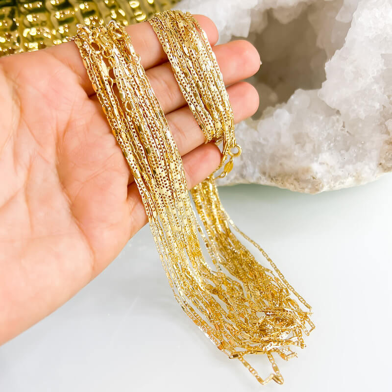 Collar con colgante de amatista chapado en oro