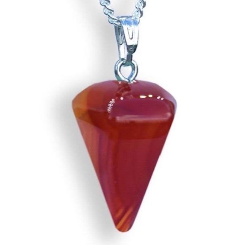 Red Agate Stone Necklace and Pendant. Check out our Red Agate pendant and necklace selection for the very best in unique, handmade pieces from Magic Crystals Red Agate necklace, chakra healing Red Agate pendant, Healing Crystal Red Agate Jewelry,Natural stones necklace, Crystal Necklace. Agata roja de corazon.