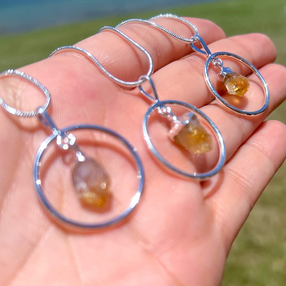 Citrine Silver Pendant Necklace. Looking for citrine necklaces? Citrine Jewelry? Find quality citrine gemstone when you shop at Magic Crystals. Magiccrystals.com is a gemstone and crystals store. Citrine is a solar plexus chakra stone used metaphysically to increase, magnify and clarify personal power and energy
