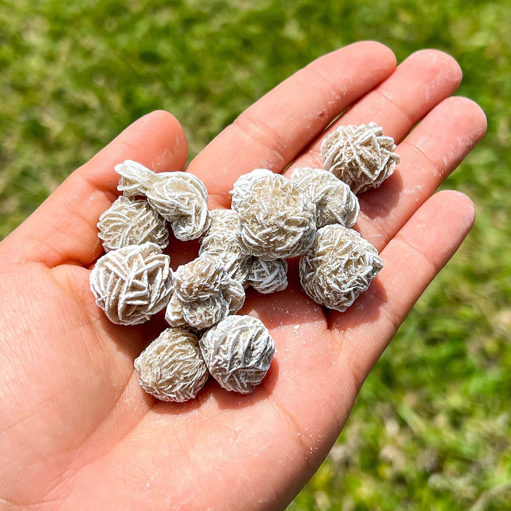 Shop Raw Desert Rose Selenite - Selenite Rose Cluster - Natural Selenite Crystal - Healing Crystals & Stones - Rough Gypsum Desert Rose Cluster at Magic Crystals. www.magiccrystals.com Sand Rose, Selenite Rose or Gypsum Rose, or gypsum rosettes. It is a form of gypsum when sand particles become embedded in it.