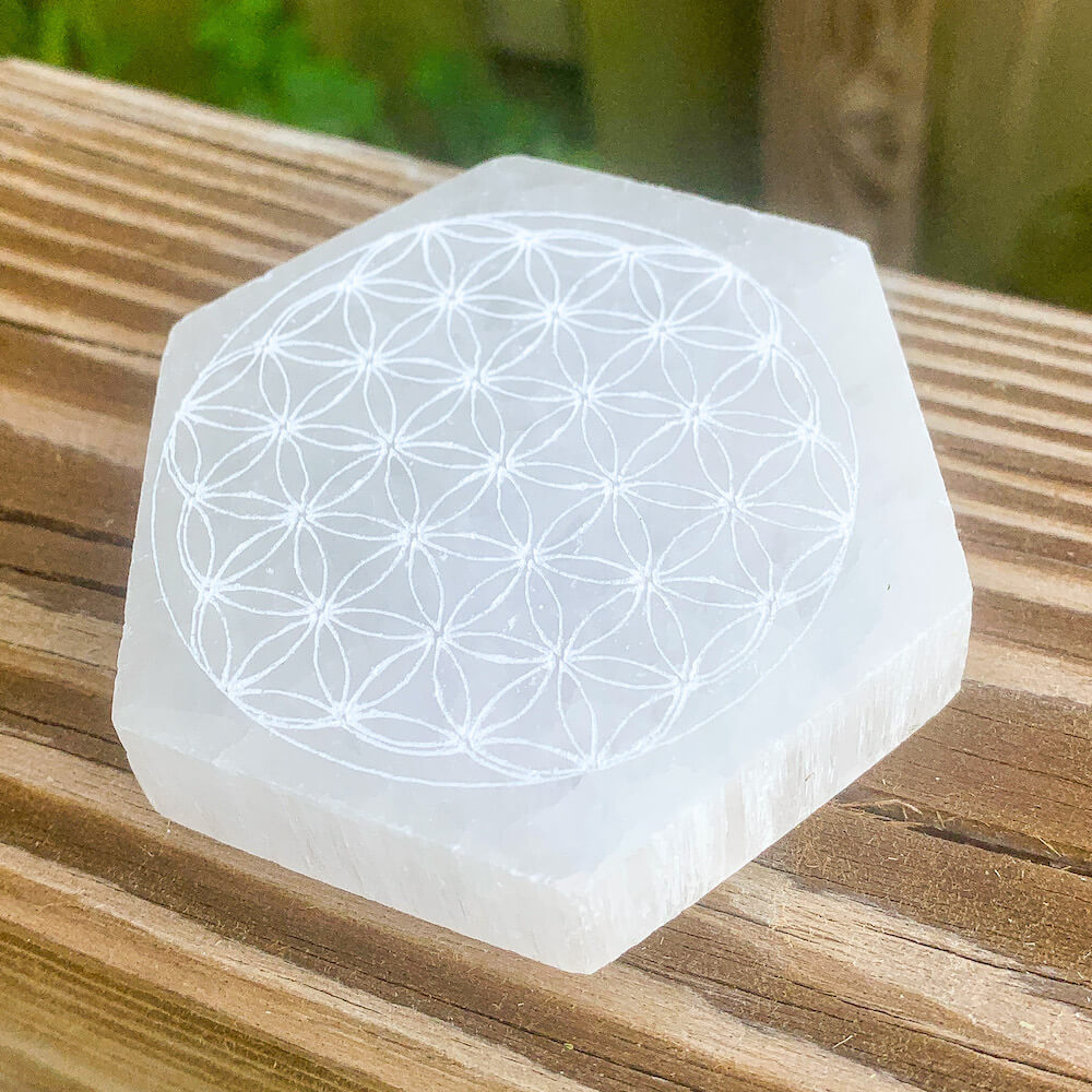 Looking for Engraved Selenite Hexagon Charging Plate with Free Shipping? Shop at Magic Crystals for Selenite Flower of Life Ritual plates, Polished Selenite Charging station. We have Large Heavy Crystal Plate used for Protection Cleansing Meditation Crystal Healing Chakra, Selenite Alter,Selenite Flat Crystal Plate.