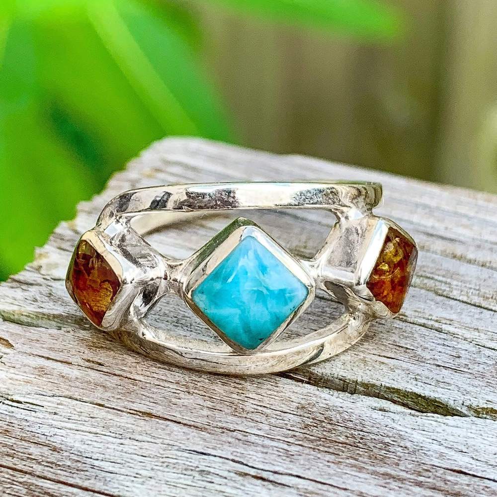 Silver 925 AAA Larimar Ring