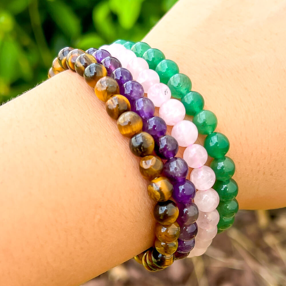The Libra Gemstone Bracelet Set from Magic Crystals is perfect and designed for people whose sun sign is Libra. Librans have a strong sense of justice and are often good at mediating conflict. Best Libra crystals and Libra Zodiac Pack gift for birthdays, Christmas, and mother's day. Zodiac Kit