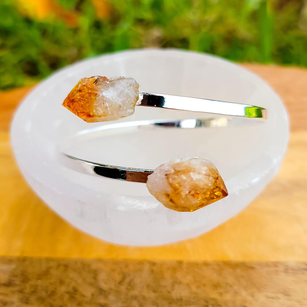 Looking for Raw Citrine Bracelet? Magic Crystals carries Citrine jewelry. Our Citrine Bracelet is an adjustable, perfect Unique Gift. Gift for Her and Xmas Gift for men. Crystal Bracelet with Gemstone Jewelry is a beautiful gift idea. Natural Citrine with FREE SHIPPING available. Citrine money luck joy