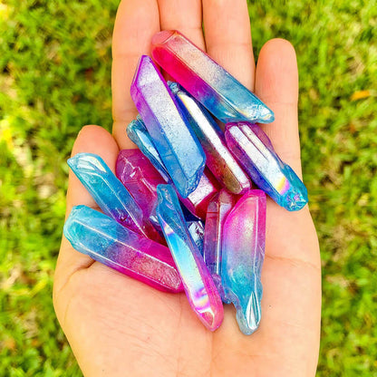 Looking for Blue Aqua Aura & Rose Aura Quartz Raw Points at Magic Crystals for Blue aura quartz, aura quartz points, blue crystal, crystal points, aqua aura quartz. Blue to Pink Aura Quartz Points, Blue Aura Point, Pink Aura Quartz excellent for jewelry making. FREE SHIPPING available.