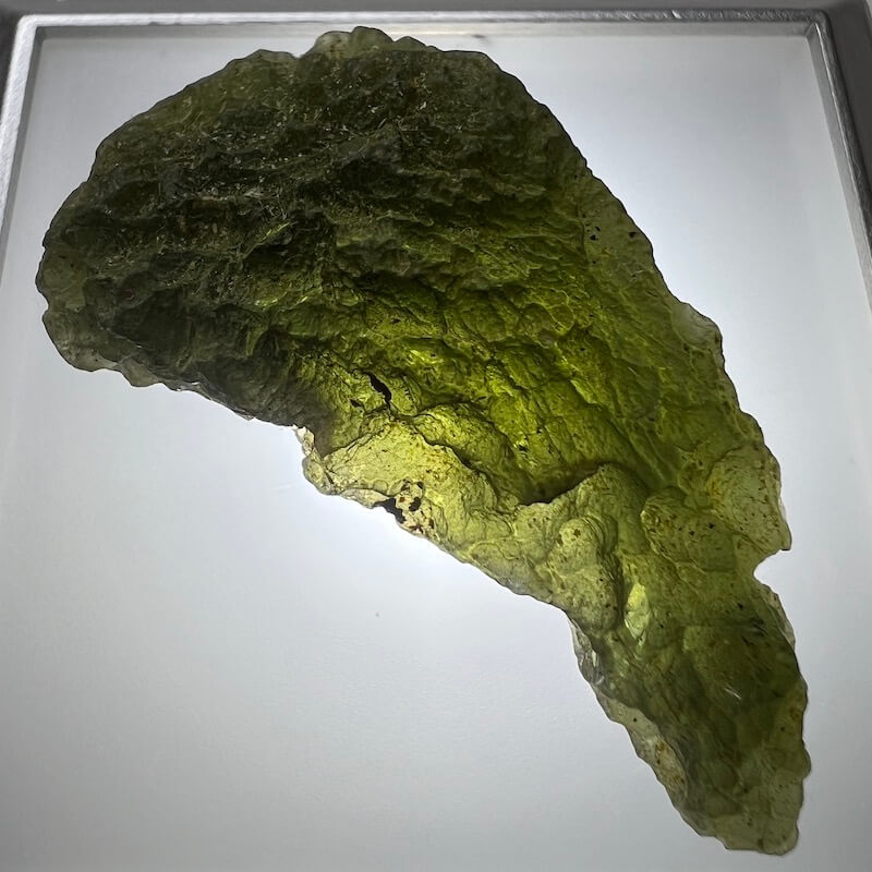 6 to 15g RARE Authentic moldavite stone Czech Republic,Tektite Crystal. 6.01 - 15 Grams Moldavite 'A' Grade. RARE Authentic Moldavite - Meteorite - Healing Crysta