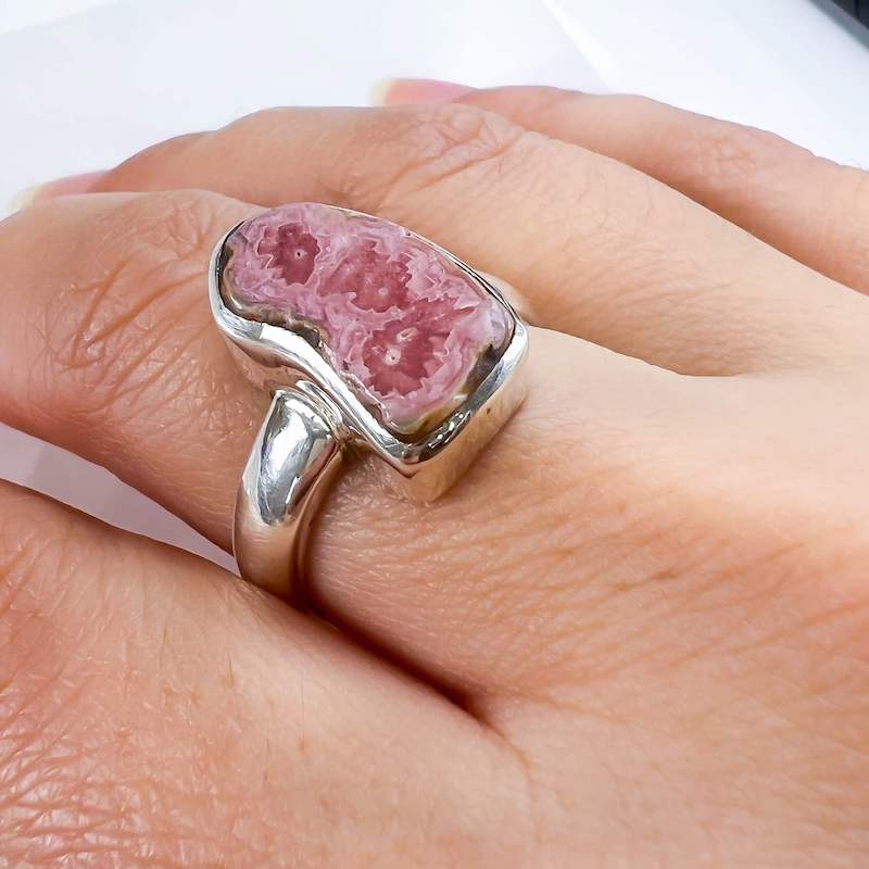 Buy Magic Crystals Pink Amethyst Geode Ring - Pink Amethyst Jewelry, Pink Amethyst Geode Sterling Silver Ring| Pink Amethyst Ring | Pink Amethyst Crystal jewelry | Pink Amethyst Crystal Cluster at Magic Crystals. Natural Amethyst Gemstone for love, PEACE, INSPIRATION. Magiccrystals.com offers FREE SHIPPING.