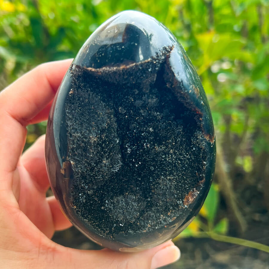 Natural Septarian Crystal Egg UV Reactive Stone Spiritual Healing Crystal Protection Meditation Glowing Energy Dragon Stone Home Decor Gift - MagicCrystals.com