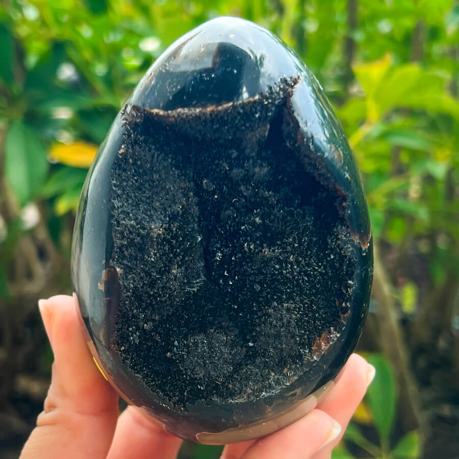Natural Septarian Crystal Egg UV Reactive Stone Spiritual Healing Crystal Protection Meditation Glowing Energy Dragon Stone Home Decor Gift - MagicCrystals.com