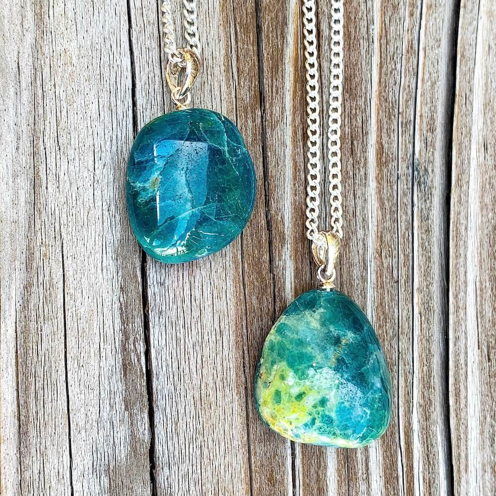 Peacock Blue Quartz Crystal Energy Healing Necklace | Rei of Light Jewelry  | Spiritual Gemstones