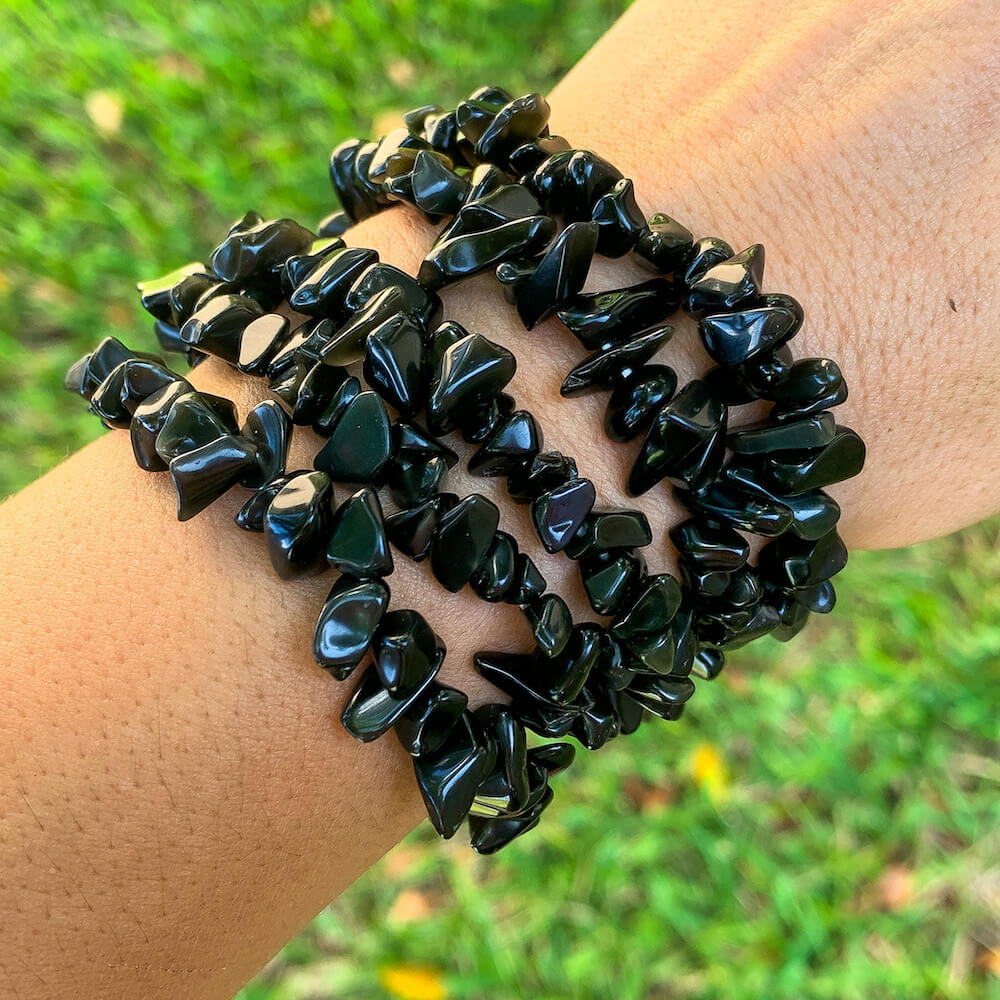    Black-Obsidian-Bracelet. Check out our Gemstone Raw Bracelet Stone - Crystal Stone Jewelry. This are the very Best and Unique Handmade items from Magic Crystals. Raw Crystal Bracelet, Gemstone bracelet, Minimalist Crystal Jewelry, Trendy Summer Jewelry, Gift for him and her. 