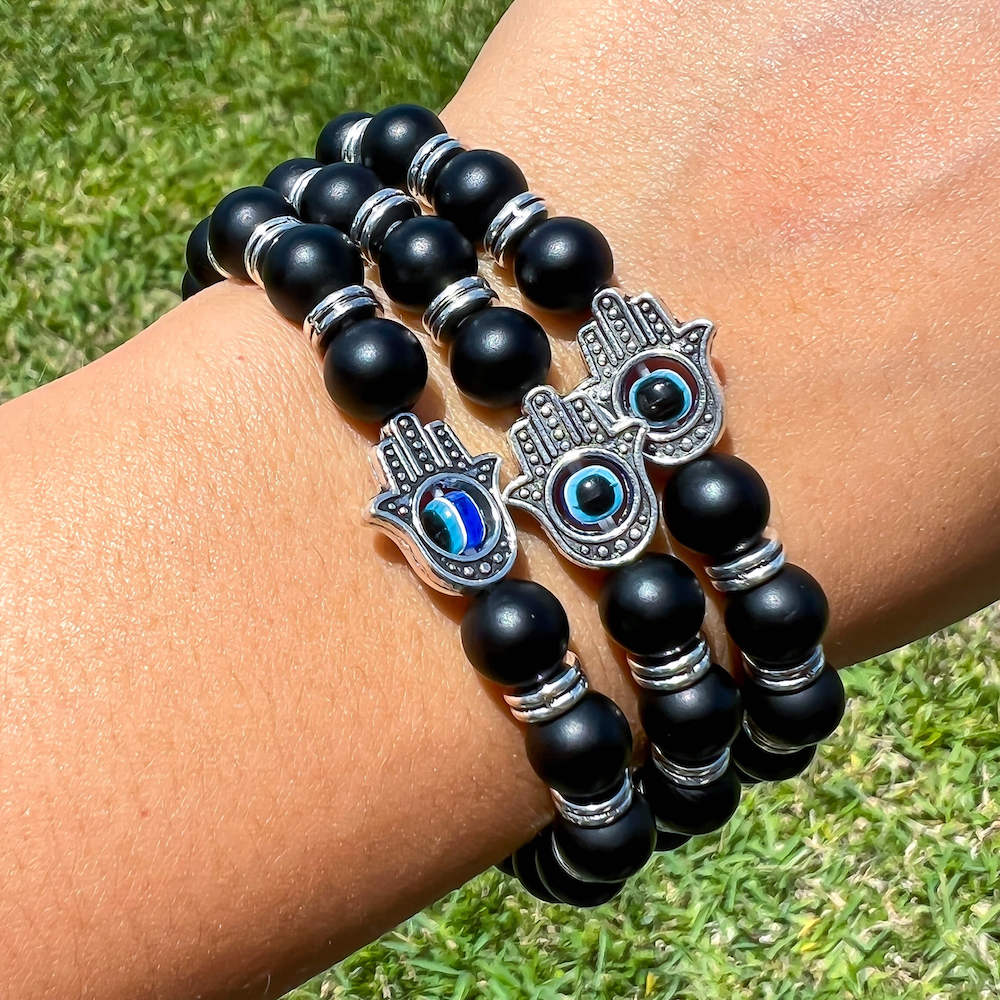 Hamsa Bracelets available at our online. Black Onyx Bracelets. Amazingly versatile, Black Onyx jewelry can accent any outfit. Check out our Black bracelets selection. Black Onyx Gemstone Bracelets Free Shipping available. Your Online Bracelets Store! Handmade Black Onyx bracelet. Shop for Black Onyx at Magic Crystals.