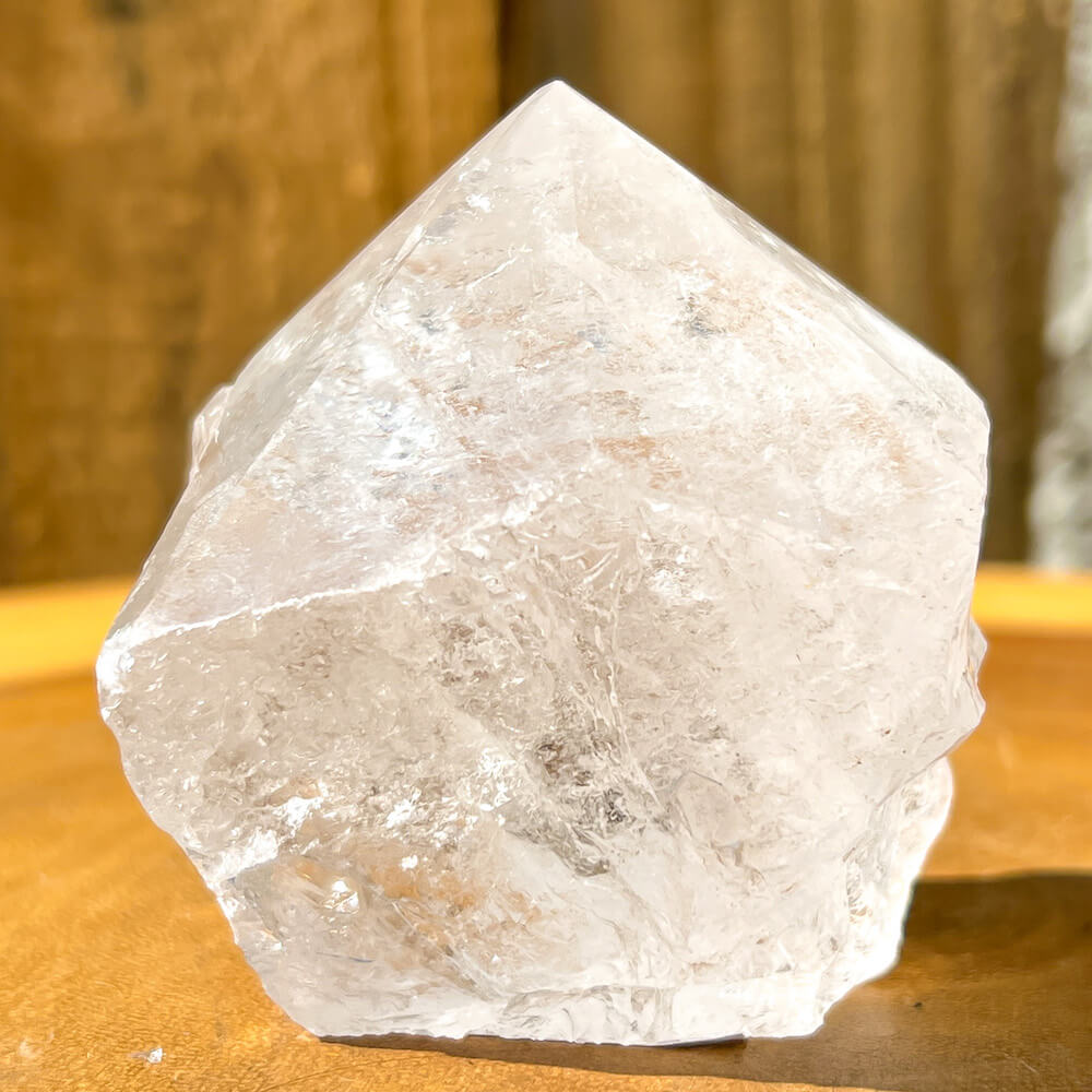 Clear Quartz Power Point - Looking for a Polished Point - Stone Points - Crystal Points - Power Point - Crystal Point Large - Crystal Point Tower - Stone Point? MagicCrystals.com has a wide variety of crystal points to power you grid!. These are used as an Alter Crystal Tower.  Magic Crystals offers free shipping! Crystal Grid Point