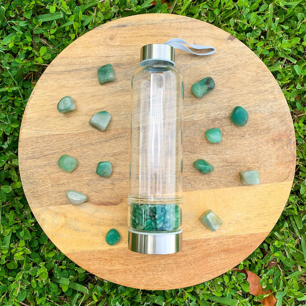    Green-Aventurine-Gemstone.Looking for Authentic Tumbled Crystal Water Bottle | Glass and Stainless Steel Water Bottle? Shop at Magic Crystals for Crystal Bottle, Stone Infused, Elixir, Stainless Steel and Environmentally Friendly bottle. 400 - 500 ml Tumbled Gemstone Unique Mineral Collection Gift. Gem Elixir Water Bottle.