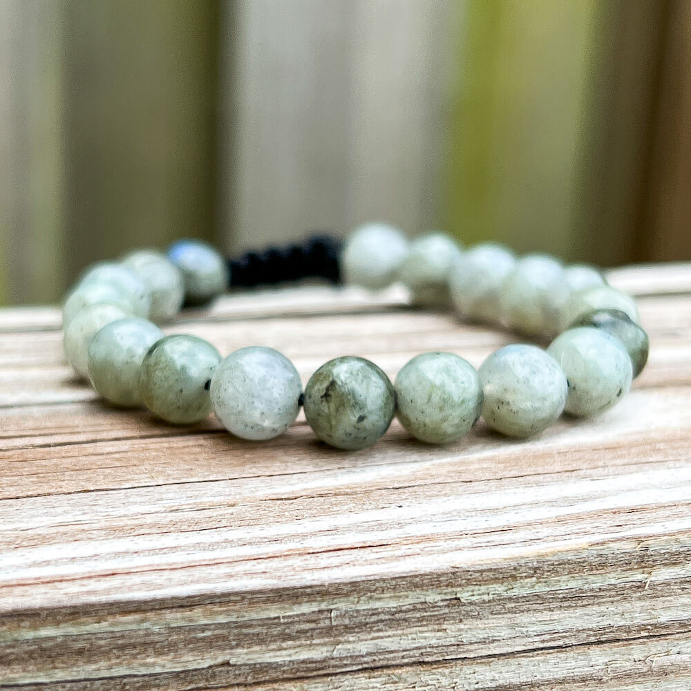Looking for a Unisex adjustable natural stone Beaded Bracelets? Shop at Magic Crystals for Labradorite Bead Bracelet and Labradorite Jewelry. Gemstone Bracelet with Healing Crystals, and Stones. Labradorite Jewelry Crystal Bracelet with FREE SHIPPING available.