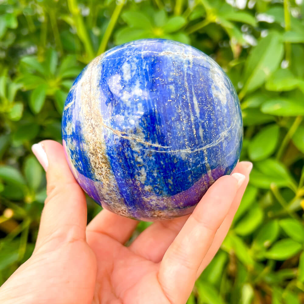 Buy Natural lapis lazuli sphere at Magic Crystals. Natural Lapis Lazuli Sphere - Throat & Third-Eye Chakra - Lapis Lazuli Stone for ORDER • FOCUS • COMMUNICATION. Carry lapis lazuli Stones with you and pull them out whenever you need to center yourself or bring your attention back into focus.    Lapis-Lazuli-Sphere-B