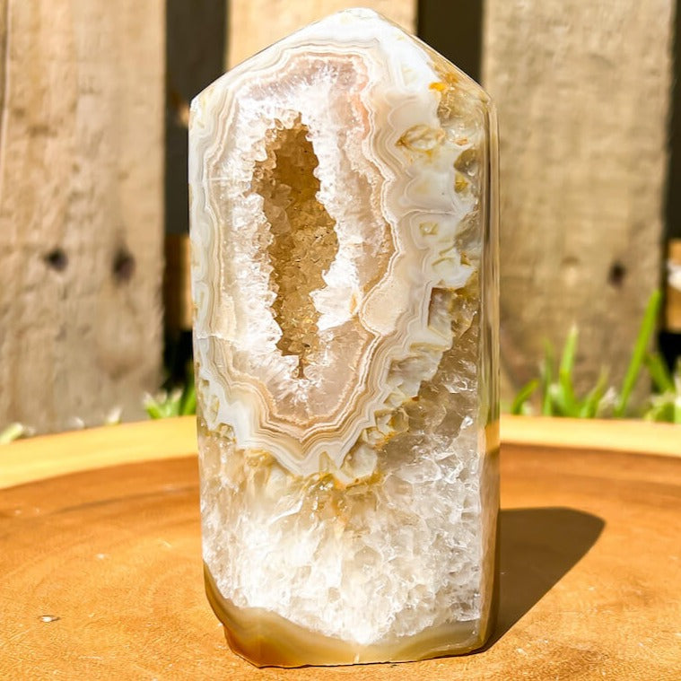 Looking for Agate Geode Tower - Agate Carving? shop at Magic Crystals for Large Unique Agate Druzy Tower - #C with FREE SHIPPING available. Flower agate can be used to re-bloom the feminine side of all persons. GEMSTONE flame carving. High quality crystals.