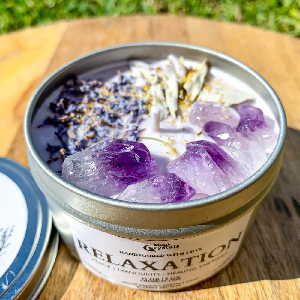  Healing Crystals Candle - 12 oz Soy Lavender Candles for Women.  Aromatherapy Candle with Real Crystals and Stones. Spiritual Gifts for  Women, Self Care Yoga Crystal Valentine's Day Gifts for Women 