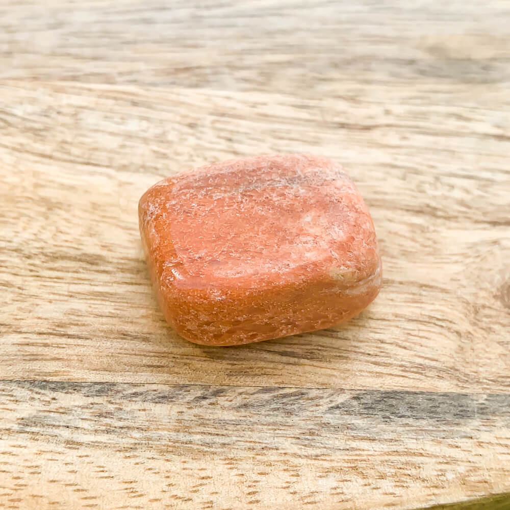 Buy Peach Aventurine Tumbled Stones | Peach Aventurine Polished Gemstones | Bulk Crystals at Magic Crystals. Red aventurine gently increases the energy of the sacral chakra. It helps with decision-making and can boost creativity. Peach Aventurine is a stone often recommended to help with anxiety, worry, stress, and shyness.