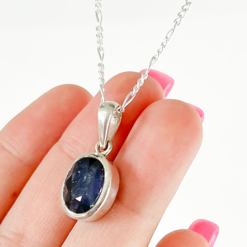 Looking for Sapphire Pendant 925 Sterling Silver Pendant ? Shop at MagicCrystals.com for Sapphire Gemstone Pendant, Handmade Silver Gemstone Jewelry, Sapphire Silver Pendant For Necklace Women - heart chakra stone? Sapphire initiates the pleasures of life and stimulates the throat chakra. Faceted Sapphire Sterling Silver Pendant Necklace - A