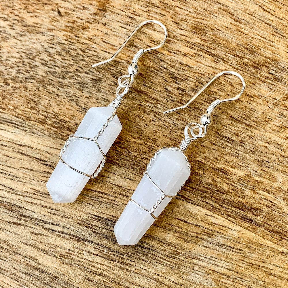Did you scroll all this way to get facts about selenite? Looking for a Unique Selenite Stone Double Point Earring? Find Natural Selenite earrings. Selenite Jewelry when you shop at Magic Crystals. Natural Selenite Crystal Healing wired-wrapped earrings. Selenite crystal point dangle earrings