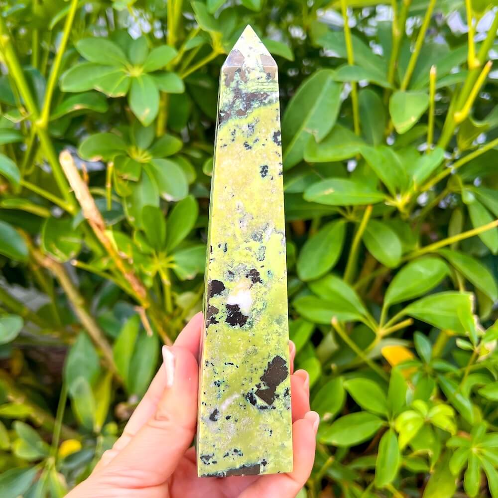 Looking for Green Serpentine Obelisk? Shop at Magiccrystals.com for Genuine Green Peruvian Serpentine Magnatite Tower - Serpentine Tower - Stone Point - Jewelry Making Supplies and more. Magic Crystals FREE SHIPPING on quality crystals. Serpentine is associated with the heart chakra and increases love and nurturing.Serpentine-Obelisk-K