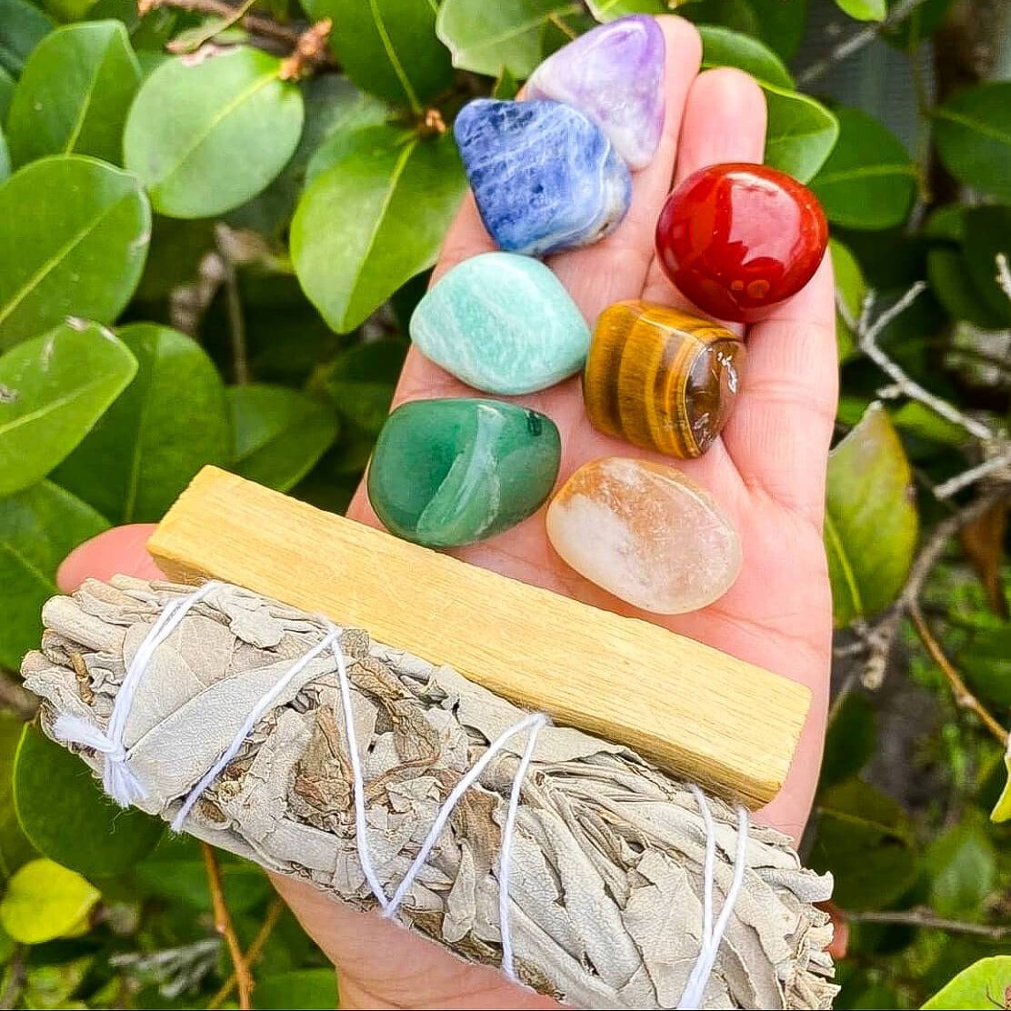 Palo Santo and Sage 7 Chakra Stones Kit - MAGIC CRYSTALS – Magic Crystals
