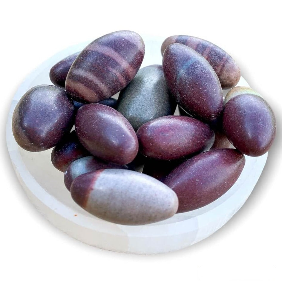 Buy Shiva Lingam Stone - Shiva Lingam Egg - healing crystals and stones when you shop at Magic crystals. Shiva Lingam Stone is a small size. healing crystals and stones from India helping to balance chakras. FREE SHIPPING available. These stones intensify the vibration within your energy system.