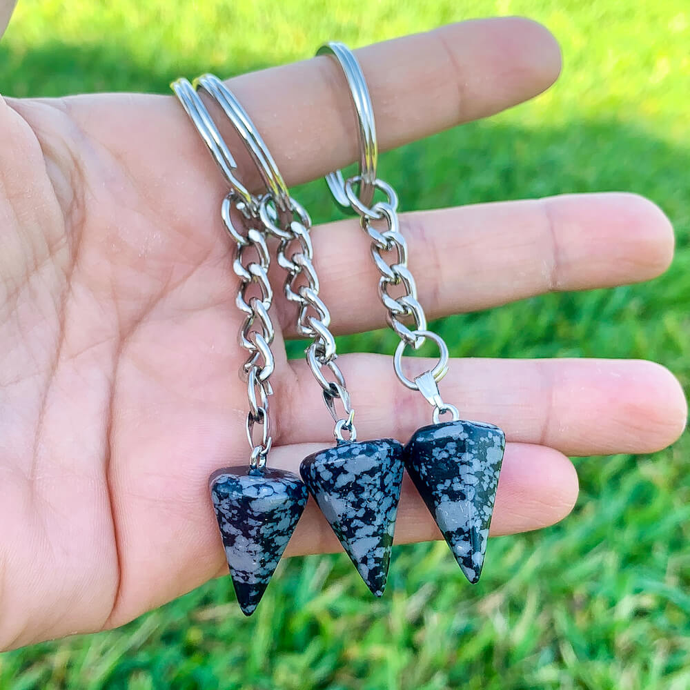 Snowflake Obsidian Keychain. Snowflake Obsidian is well known for its grounding and protection abilities. Snowflake Obsidian Point Keychain - Crystal Keychain at Magic Crystals. Free shipping available. We carry a wide variety of keychains, gemstones, bracelets, earrings and handmade jewelry.