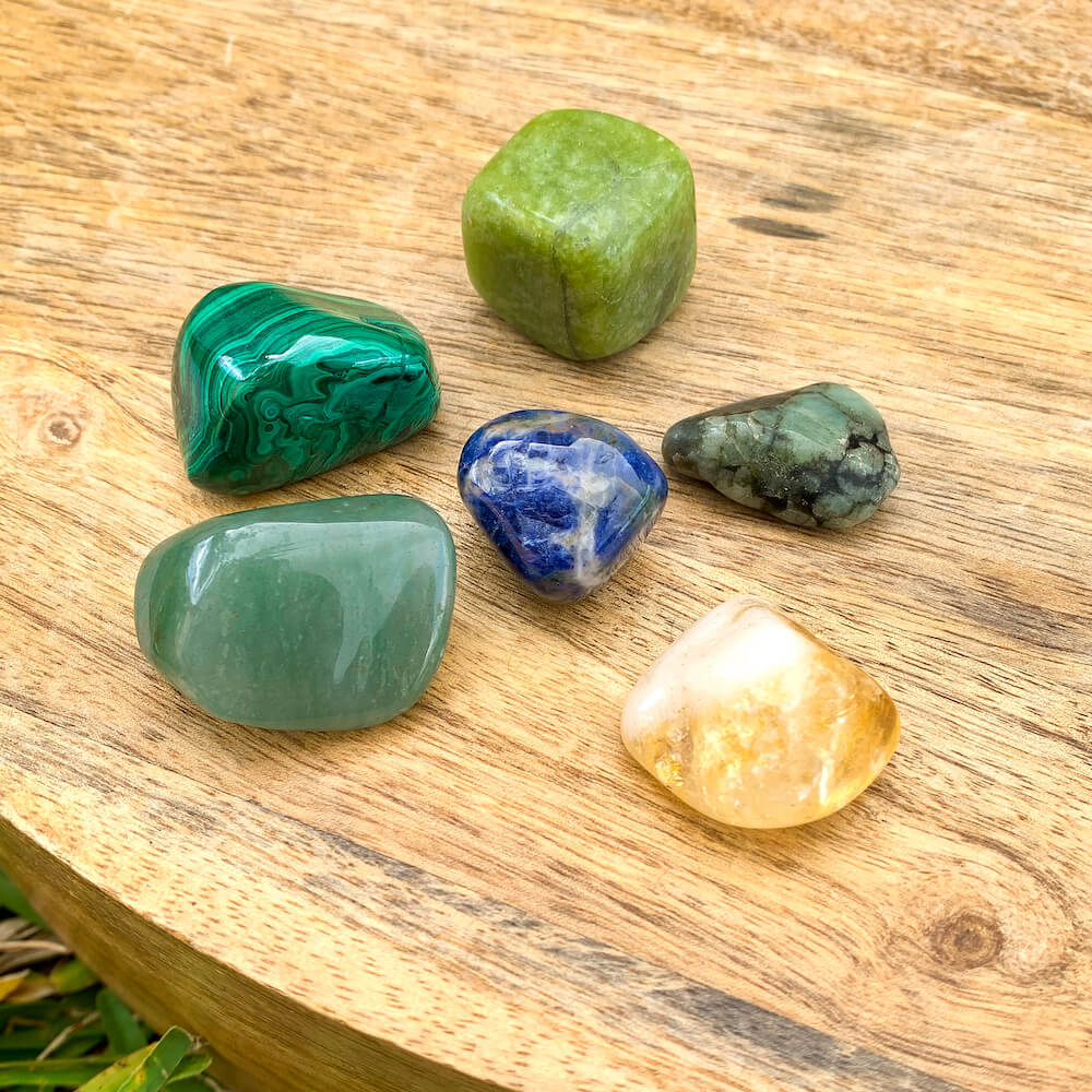 Shop for Success and Wealth Crystal Set - Stones for money at Magic Crystals. Magiccrystals.com made up of several uniquely paired gemstones that resonate strongly with the energy and vibration of money, wealth, and abundance. FREE SHIPPING available.