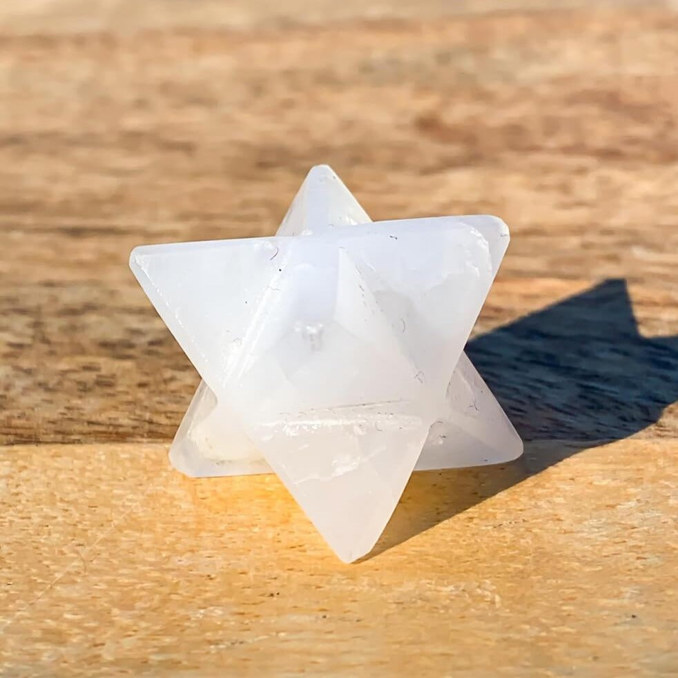    White-Jade Merkaba Crystal Protection Sacred Meditation Energy Generator. Gemstone Merkaba Star - Magic Crystals.