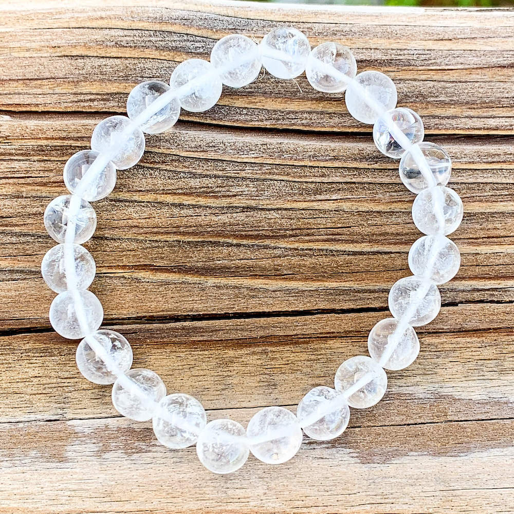Shop for Clear Crystal Quartz Bead Stone Bracelet and Quartz Jewelry at Magic crystals. Jewelry and Bracelets, Beaded Bracelets, quartz bracelets, and more. FREE SHIPPING available. Clear Quartz is the most recognized type of crystal. In fact, many people envision quartz crystals when they think of crystals.