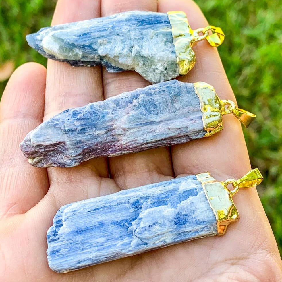 Raw Blue Kyanite Pendant Necklace,Raw Kyanite Jewelry - Magic Crystals - stone necklace